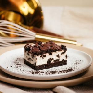 Insane Cheesecake Bar with Oreo®